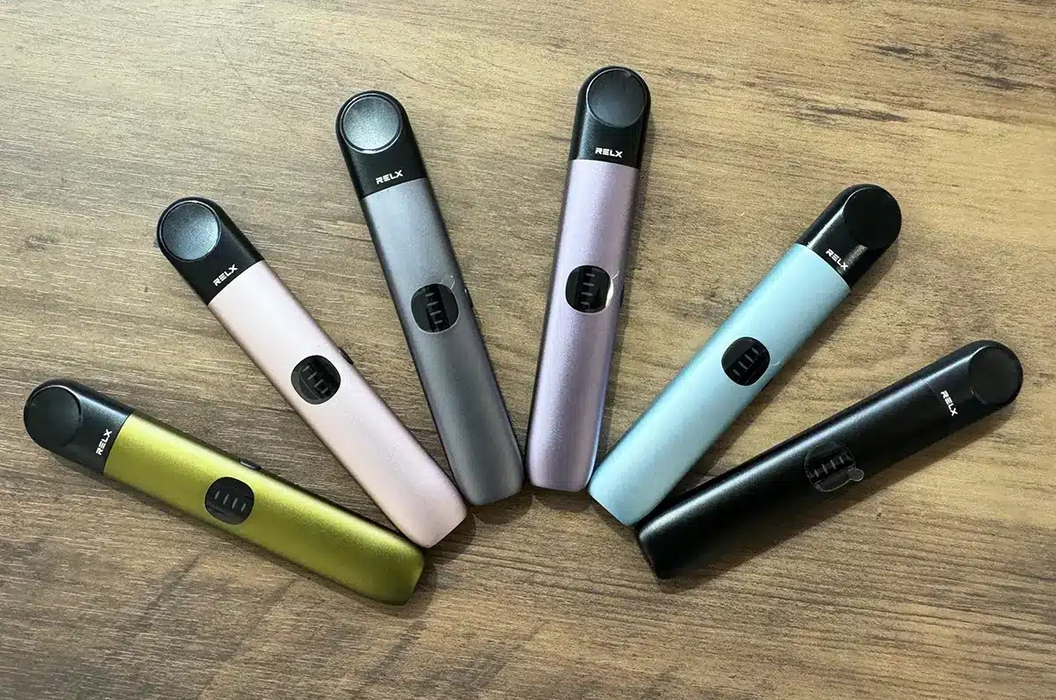 RELX Infinity 2 Vape Device - Blue Bay: A Refined Vaping Experience Tailored for Australia